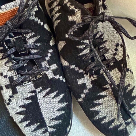 Nike Roshe Run Pendleton Running Shoes Sneakers Size US 9 Nike ID - Picture 3 of 11